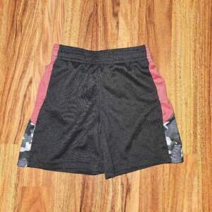 5 For $25 Black and Red With Camo Details Active Shorts Toddler Size 3T
